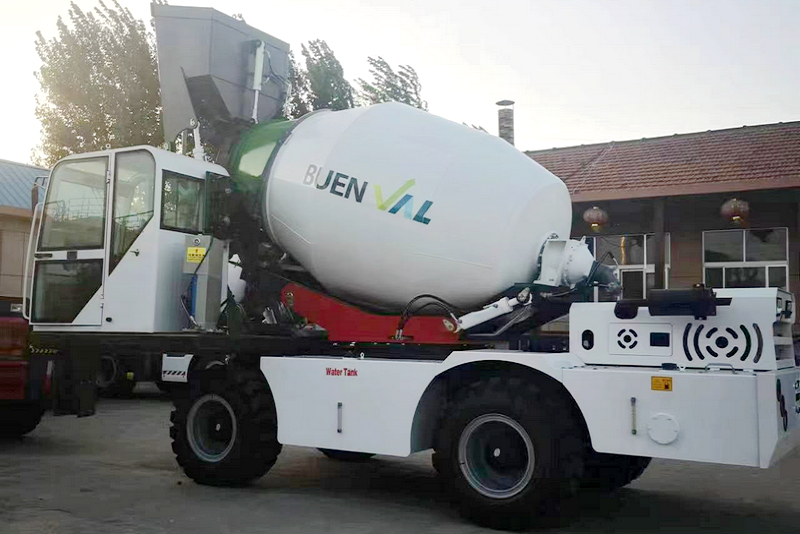 Mexico - 1 Unit LUZUN JBC6100 Self Propelled Concrete Mixer Truck