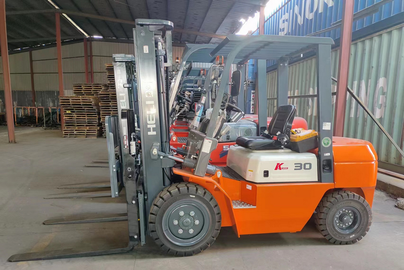 Australia - 1 Unit HELI CPCD30 Forklift