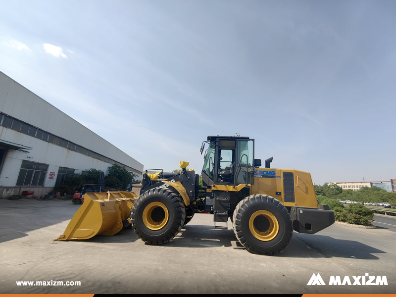 United Arab Emirates - 1 Unit XCMG LW500FN Wheel Loader  