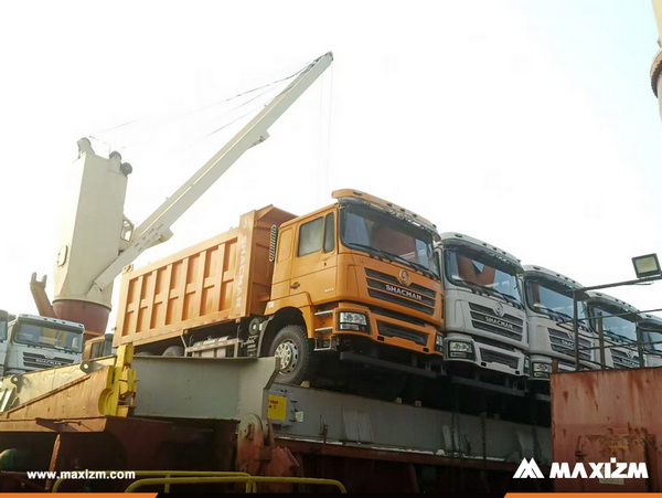 Algeria - 2 Unit XCMG XP303 Road Roller & 2 XCMG LW600KN Wheel Loader & 1 XCMG GR180 Motor Grader