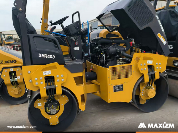 Ghana - 1 Unit XCMG XMR403 Road Roller