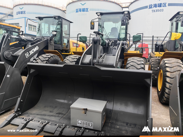 Somalia - 1 Unit XCMG XC948 Wheel Loader 