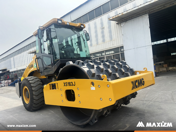 Nigeria - 1 Unit XCMG XS163J Road Roller