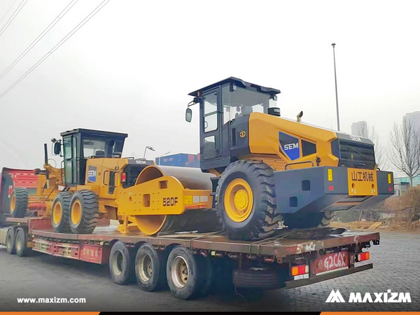 Somalia - 1 Unit SEM SEM520F Road Roller