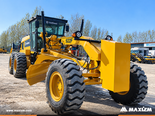 Somalia - 1 Unit SEM SEM922F Motor Grader