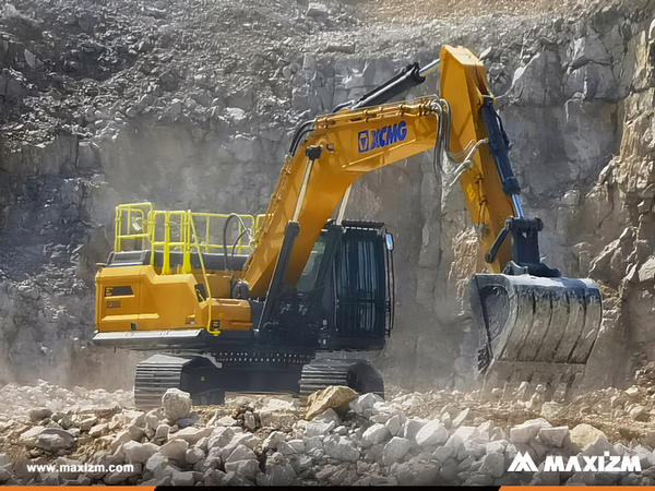 XCMG Debut In The UK Hillhead Exhibition