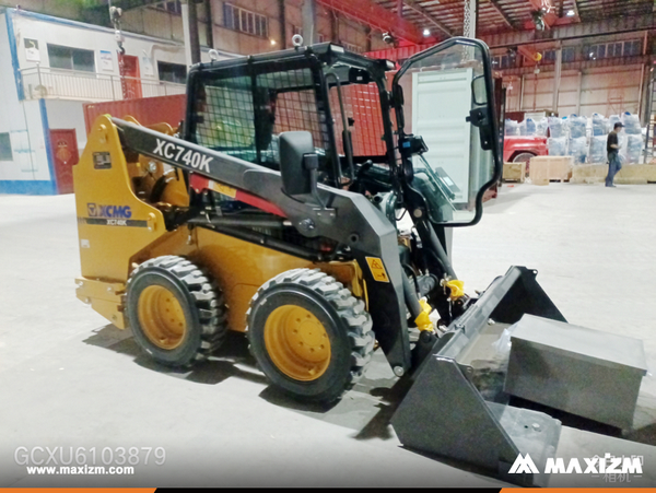 China - 1 Unit XCMG XC740K Skid Steer Loader 