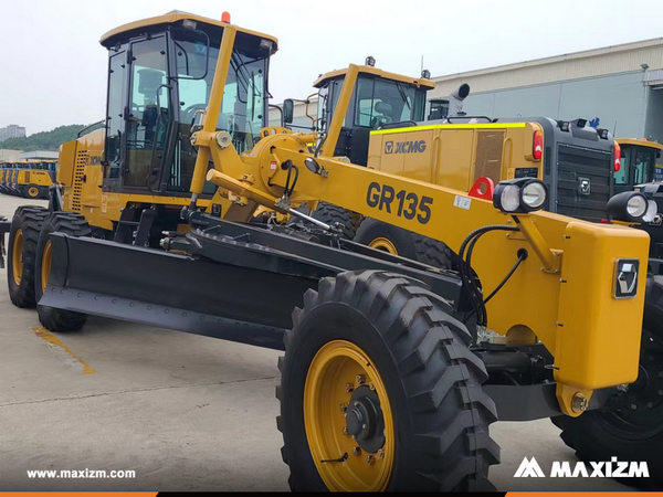 Guinea - 1 Unit XCMG GR135 Motor Grader 