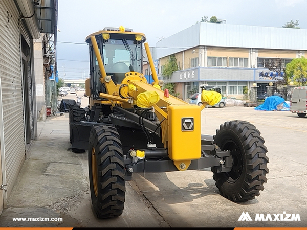 Guinea - 1 Unit XCMG GR135 Motor Grader 