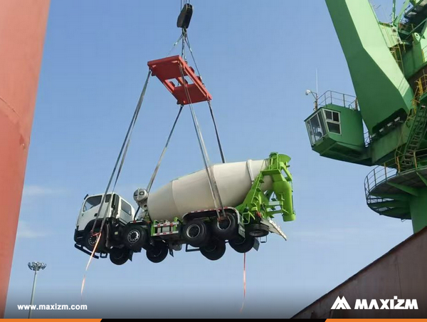 Algeria - 2 Units XCMG XP303 Road Roller & 2 XCMG LW600KN Wheel Loader & 1 XCMG GR180 Motor Grader