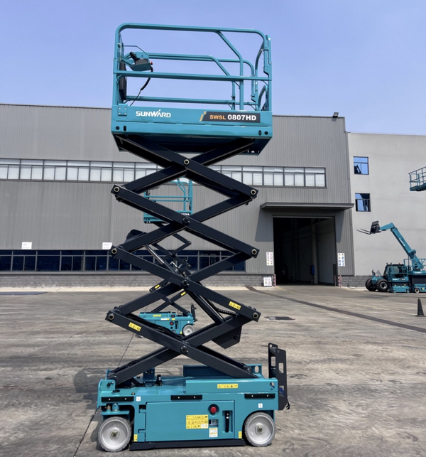 SUNWARD Intelligence Releases New Generation of Electric-hydraulic Drive Scissor Fork Aerial Work Platforms