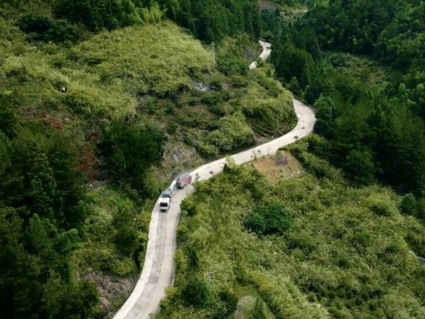 SHANTUI SM200M-G Milling Machine Drives High-Efficiency Road Construction Across Fujian