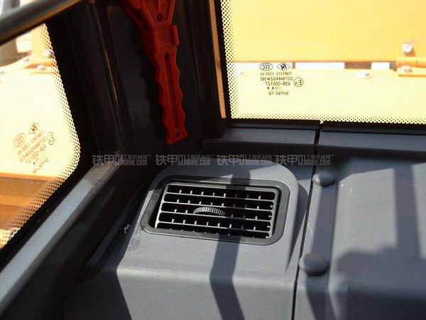 Excavator Air Conditioning: Proper Use and Maintenance in High-Temperature Environments