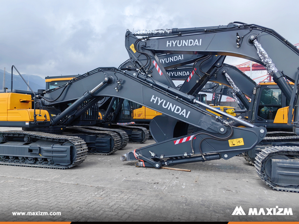 Algeria - 1 Unit HYUNDAI HX340HD Crawler Excavator