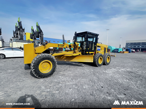 Panama - 1 Unit SEM 919F Motor Grader