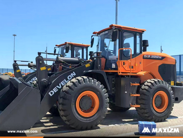 Romania - 1 Unit DEVELON SD300N Wheel Loader