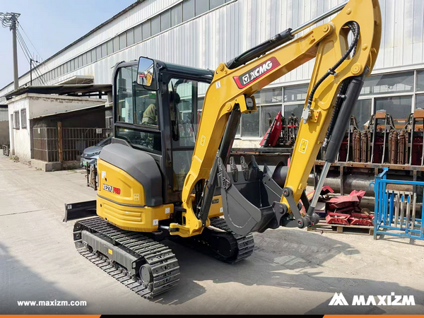 Bhutan - 1 Unit XCMG XE27U Crawler Excavator