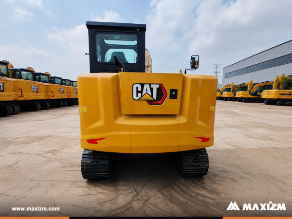 Panama - 1 Unit CAT 305.5 Excavator