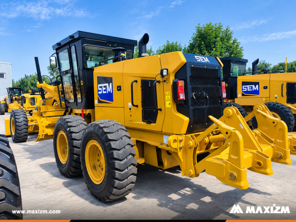 Somalia - 1 Unit SEM SEM922F Motor Grader