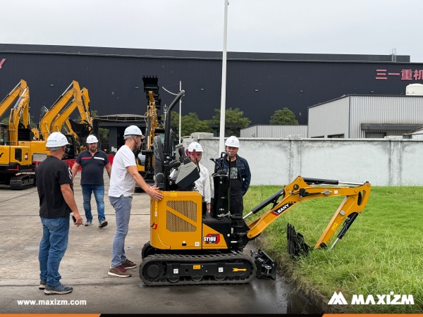 Portugal Clients Visited SANY Factory